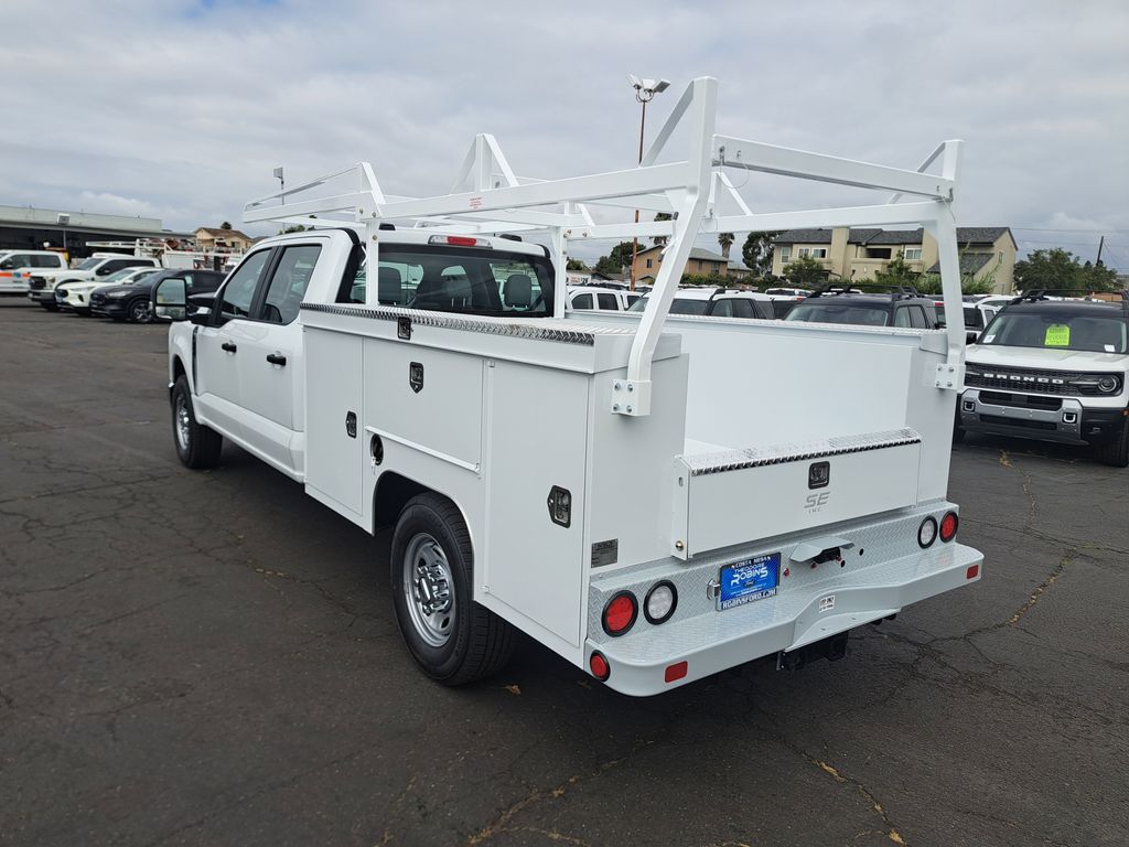 2026 Ford F-250 photo 5