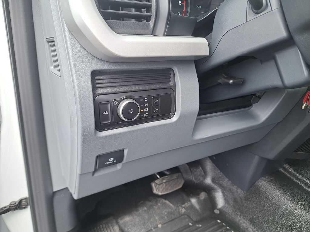 2026 Ford F-250 photo 19