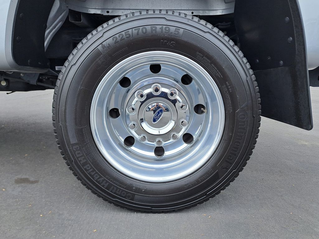 2022 Ford F-450 photo 7
