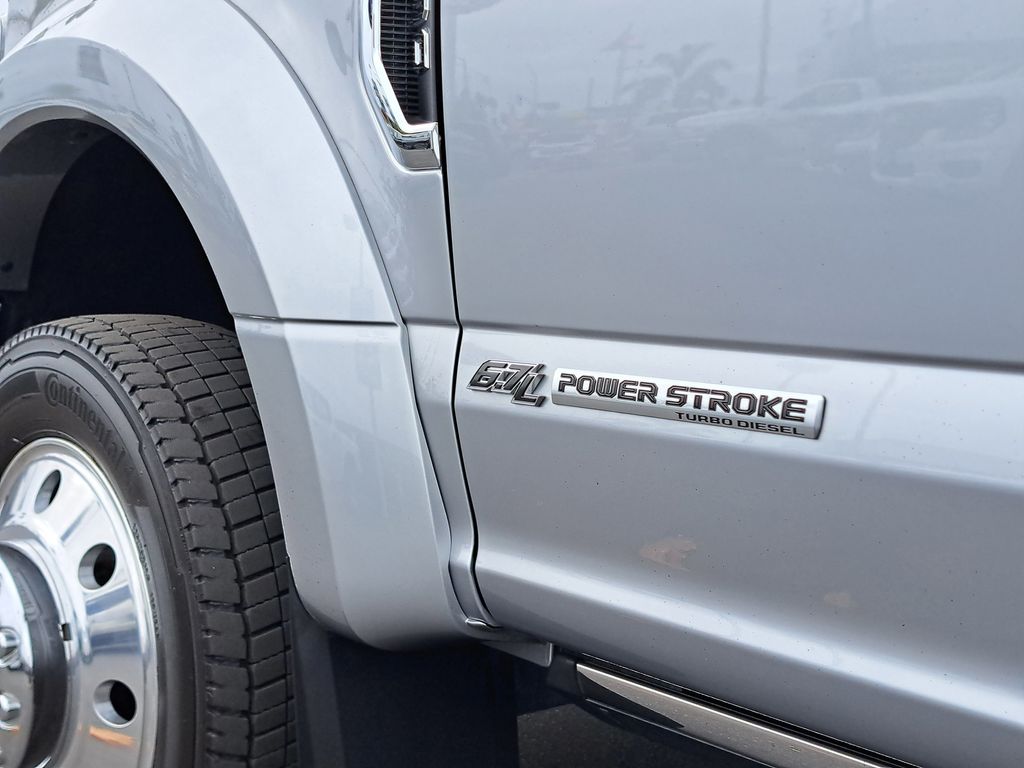 2022 Ford F-450 photo 9