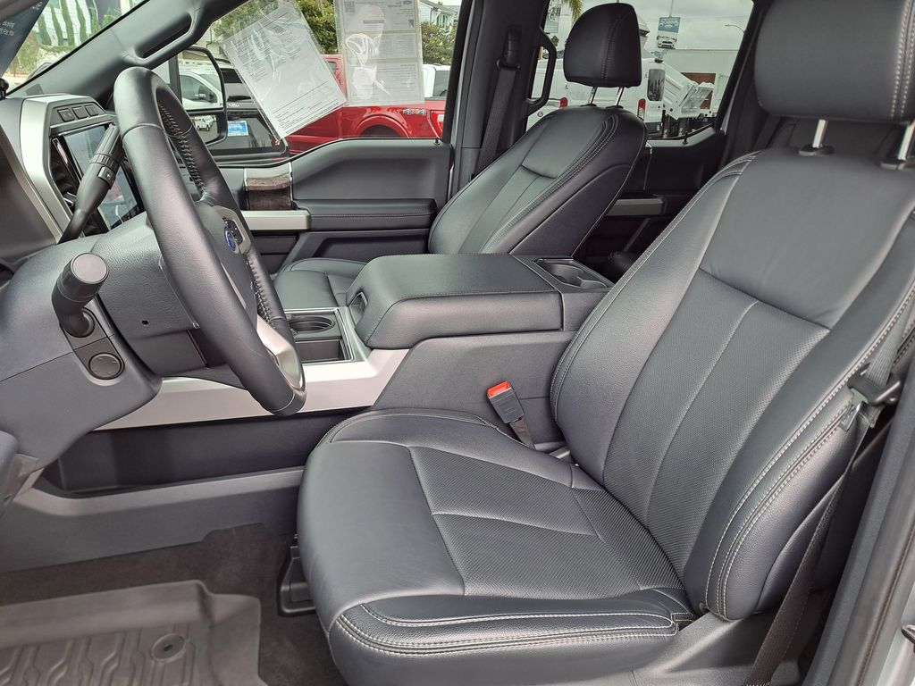 2022 Ford F-450 photo 18