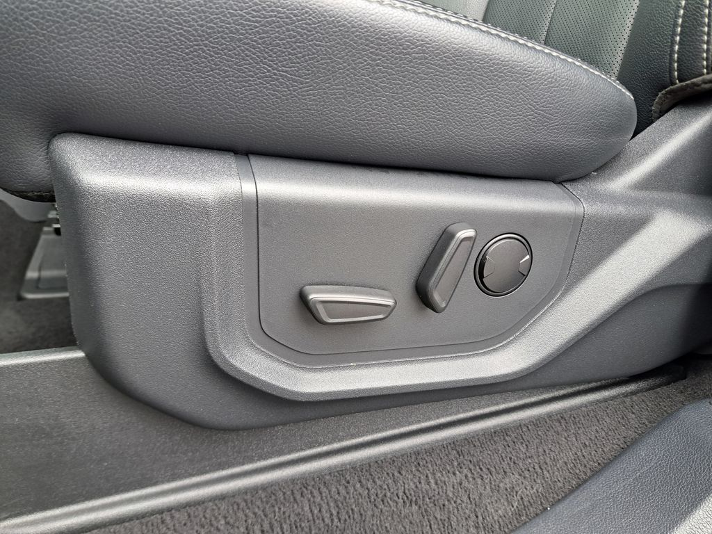 2022 Ford F-450 photo 19