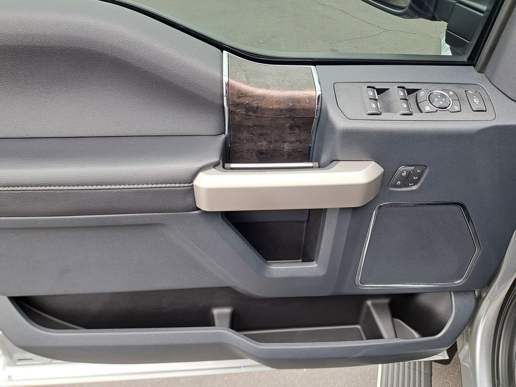 2022 Ford F-450 photo 20