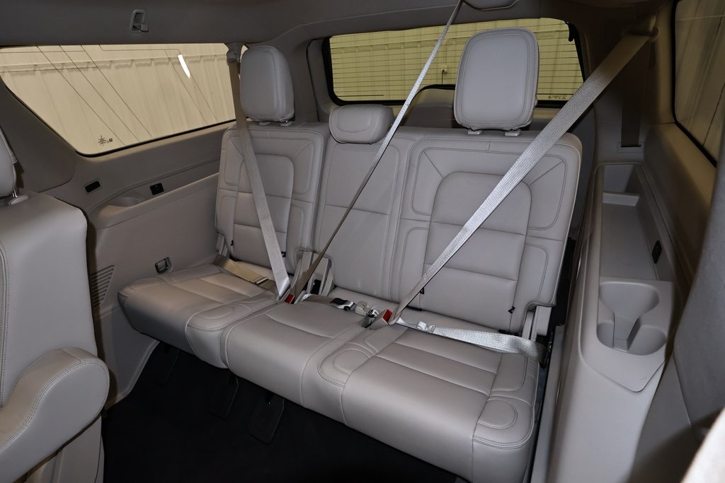2018 Lincoln Navigator L Reserve photo 18