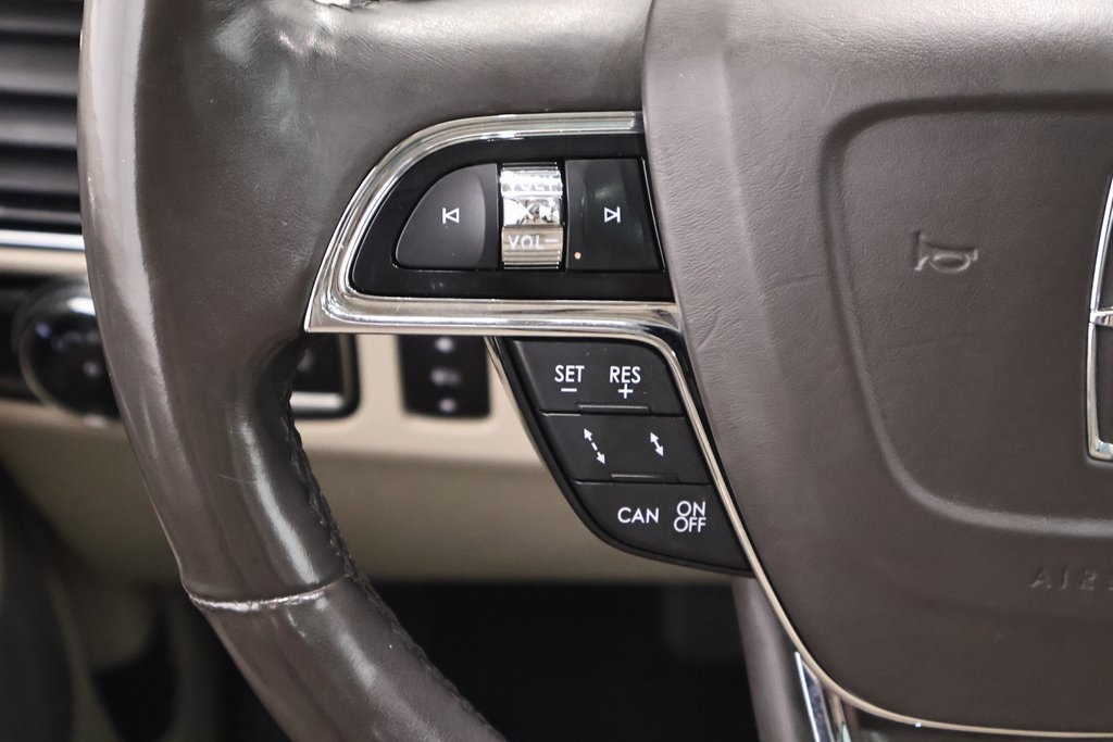 2018 Lincoln Navigator L Reserve photo 27