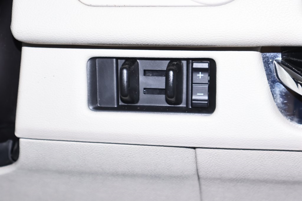 2018 Lincoln Navigator L Reserve photo 32