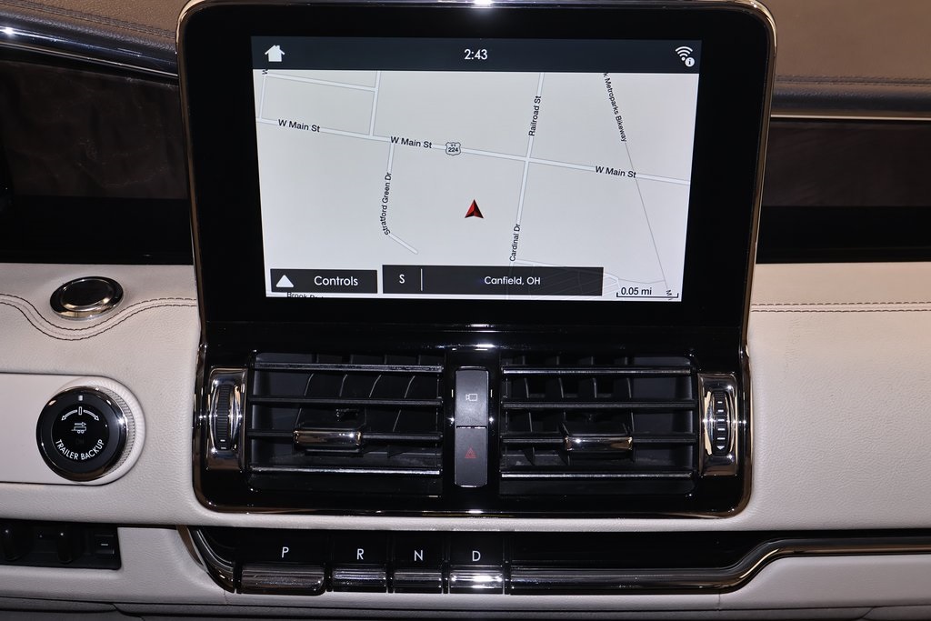 2018 Lincoln Navigator L Reserve photo 33
