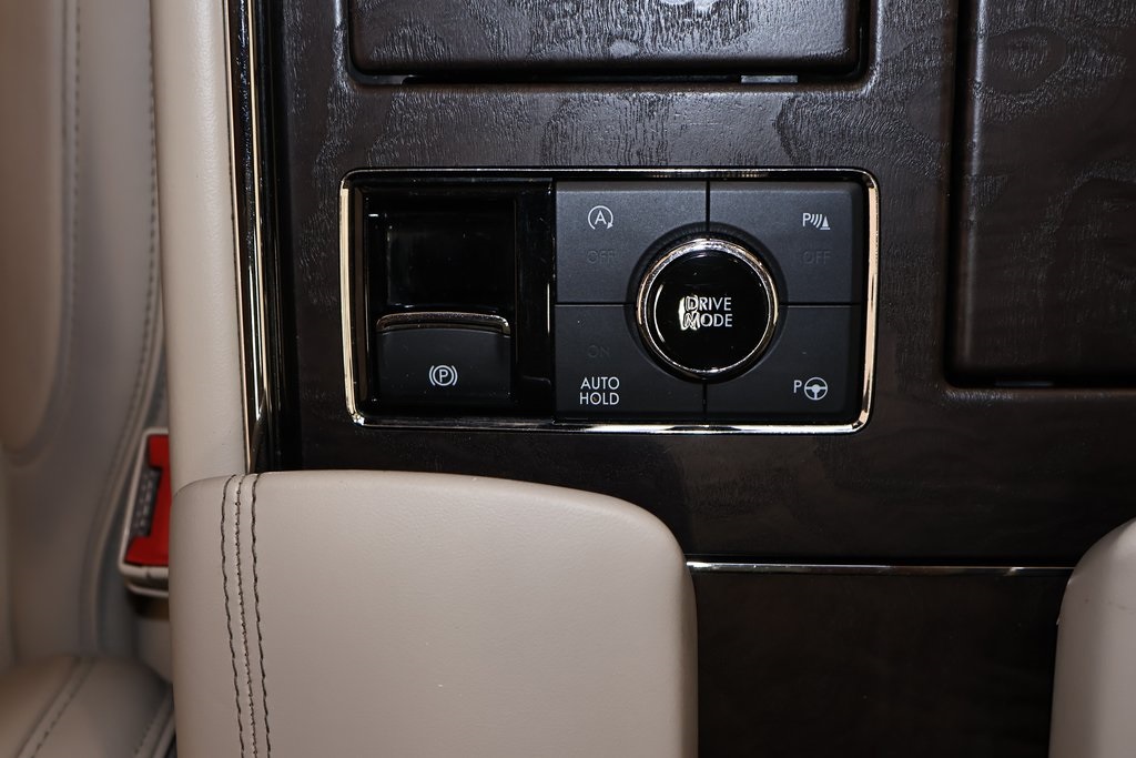 2018 Lincoln Navigator L Reserve photo 36