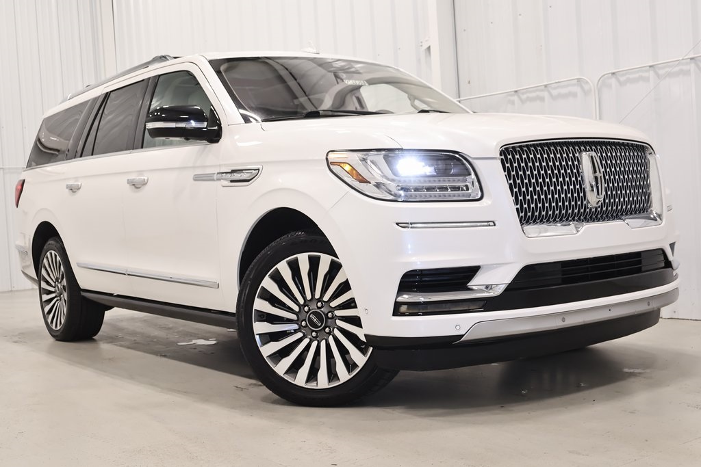 2018 Lincoln Navigator L Reserve photo 44