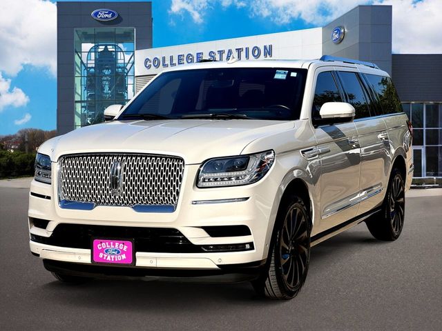 2021 Lincoln Navigator L Reserve photo 3