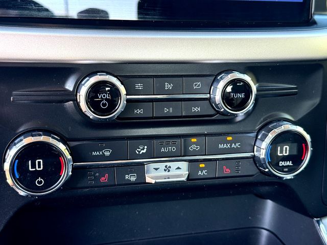 2021 Ford F-150 XLT photo 17