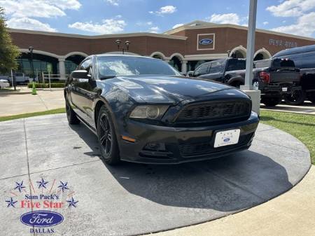 2014 Ford Mustang V6