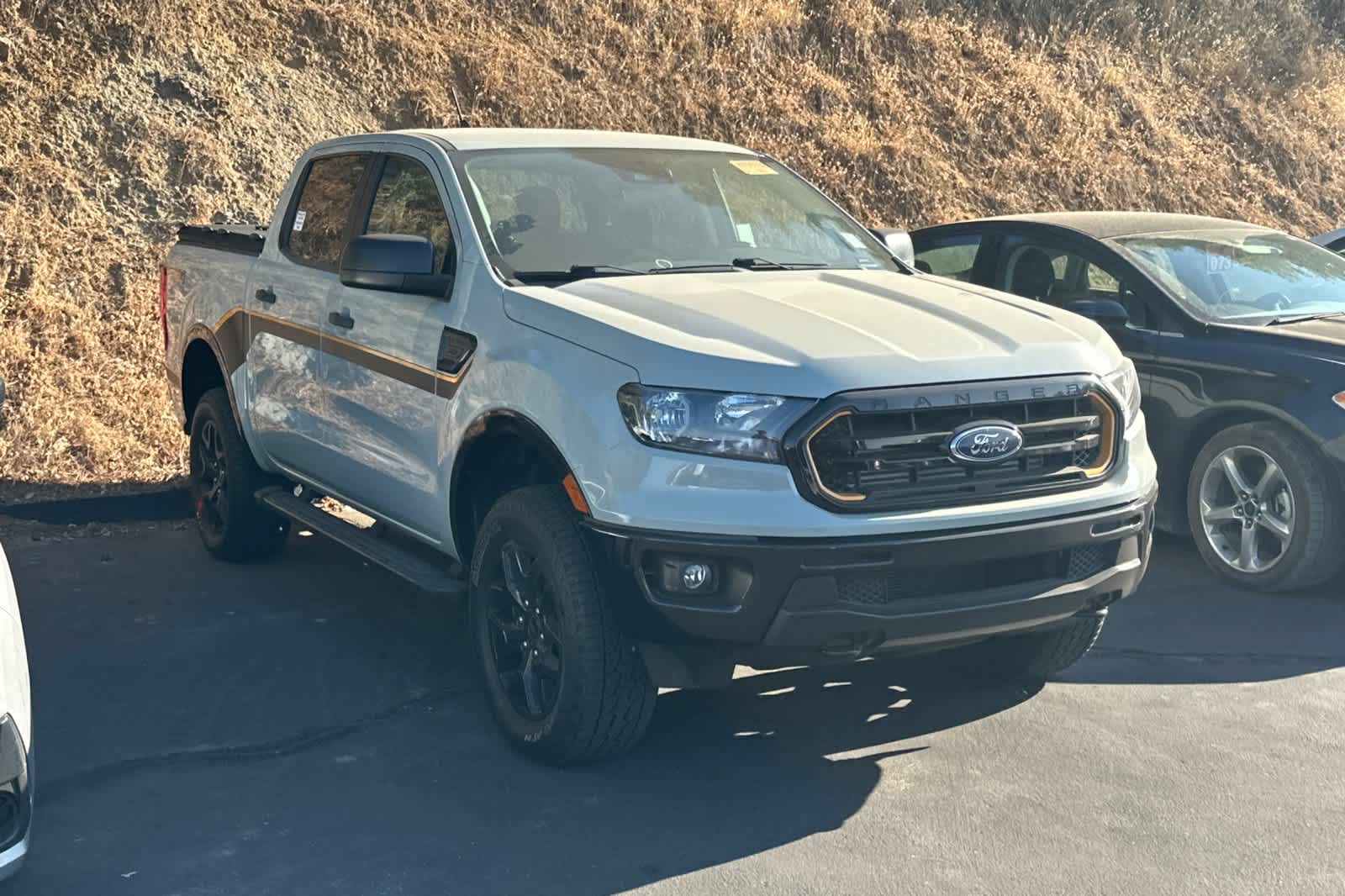 2023 Ford Ranger XLT photo 2