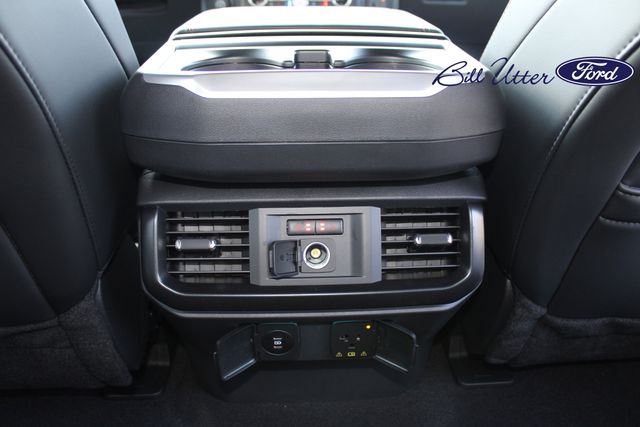 2025 Ford F-150 Raptor photo 11