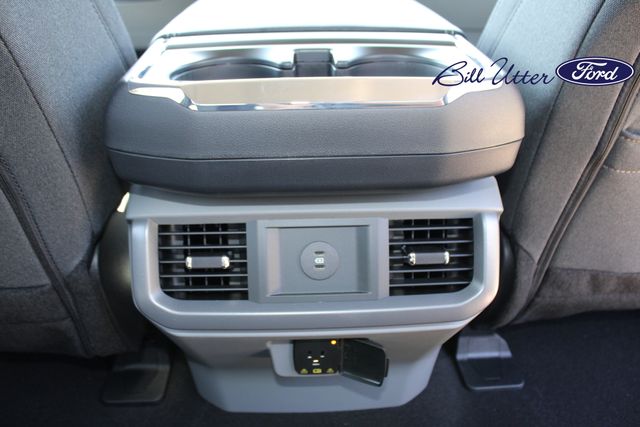2025 Ford F-150 XLT photo 8