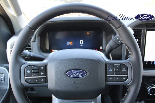 2025 Ford F-150 XLT photo 13