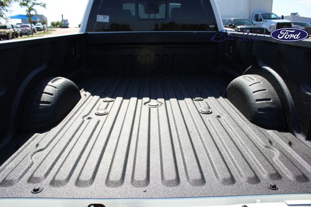 2026 Ford F-350 photo 6