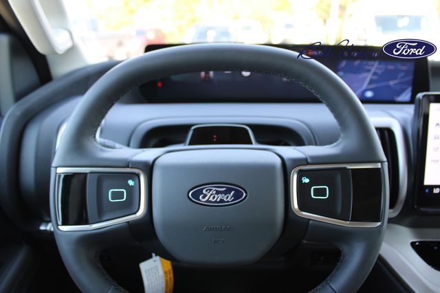 2025 Ford Expedition photo 12