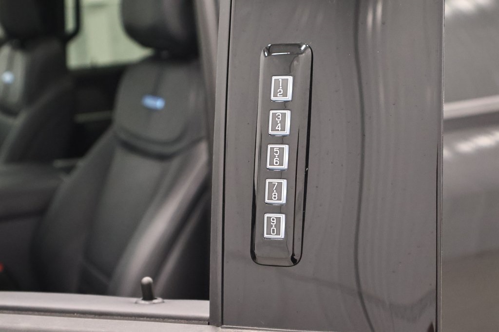 2026 Ford F-250 Platinum photo 28