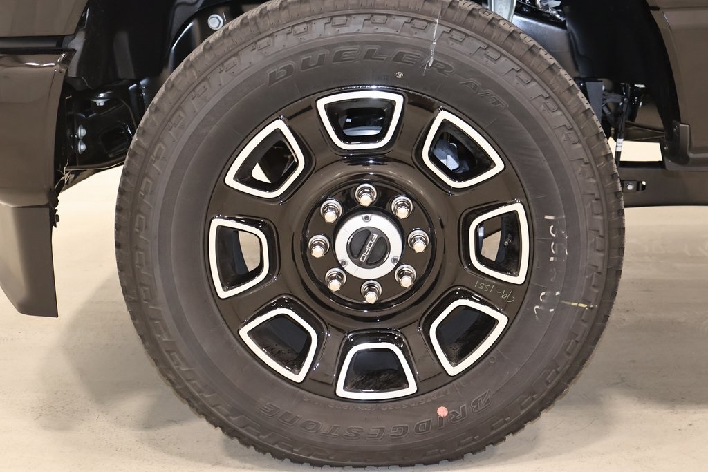2026 Ford F-250 Platinum photo 33