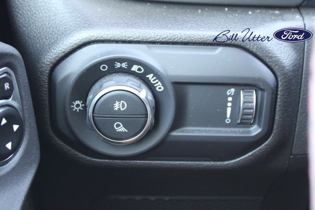 2023 Jeep Gladiator Sport photo 18