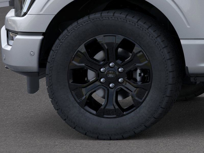 2023 Ford F-150 Platinum photo 19
