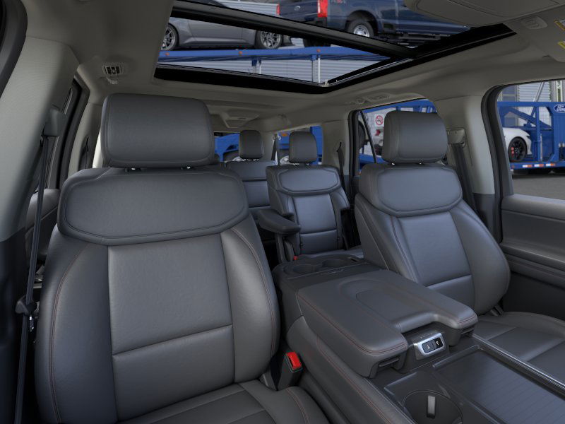 2025 Ford Expedition MAX photo 8