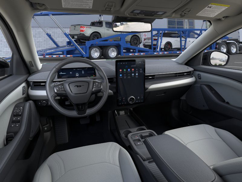 2025 Ford Mustang Mach-E Premium photo 3