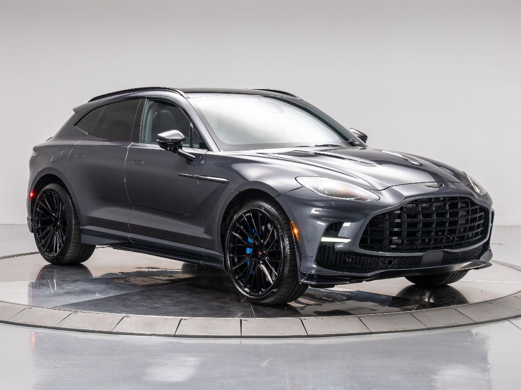 2025 Aston Martin DBX 707 707