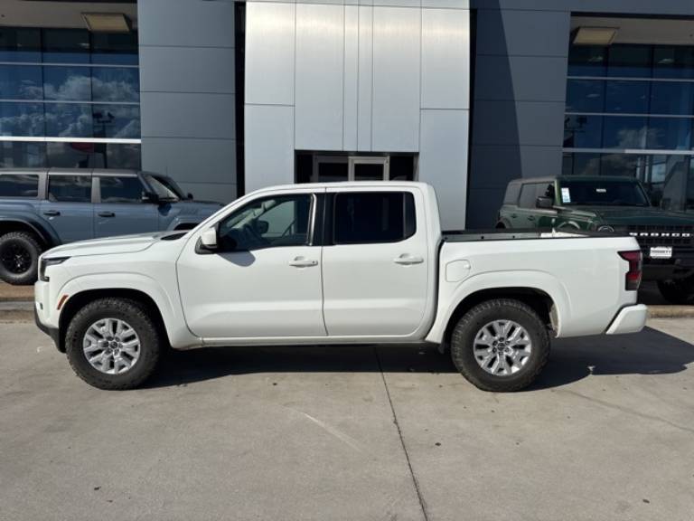 2022 Nissan Frontier SV