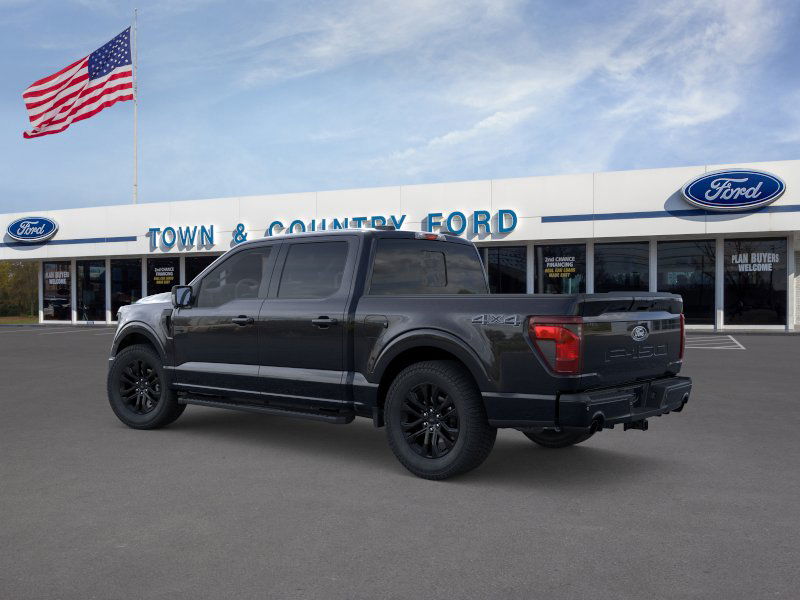2025 Ford F-150 XLT photo 2