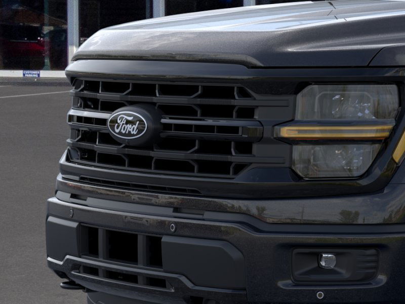 2025 Ford F-150 XLT photo 14