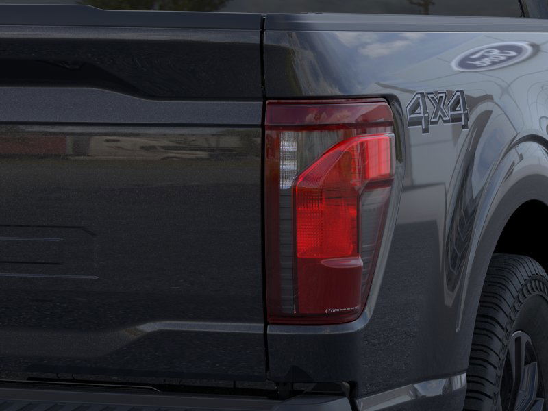 2025 Ford F-150 XLT photo 17