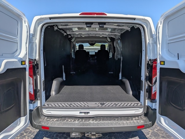 2025 Ford Transit Cargo Van photo 15