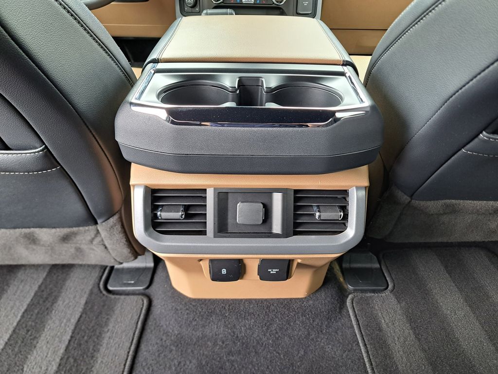 2023 Ford F-150 Lariat photo 13