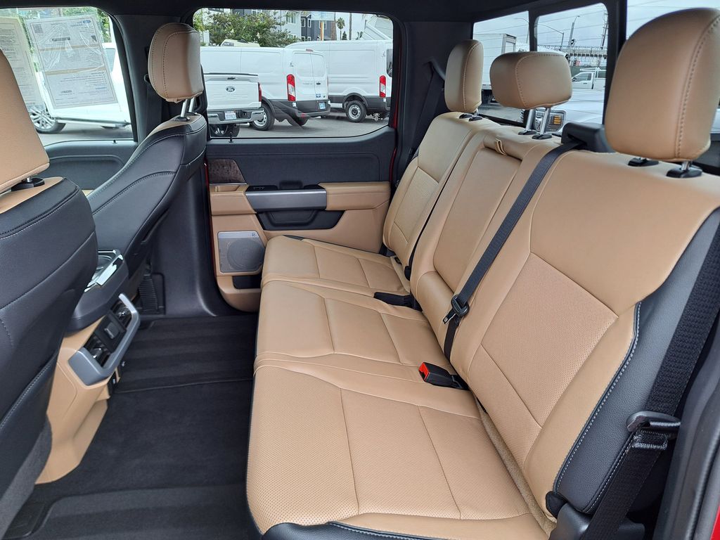 2023 Ford F-150 Lariat photo 15