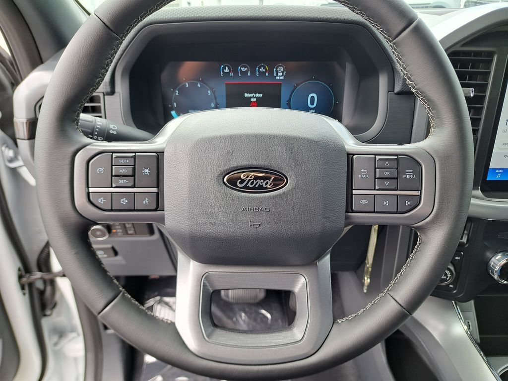 2025 Ford F-150 XLT photo 21