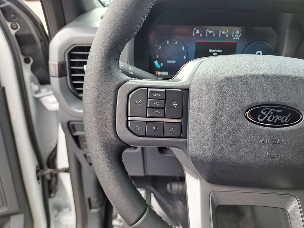 2025 Ford F-150 XLT photo 23
