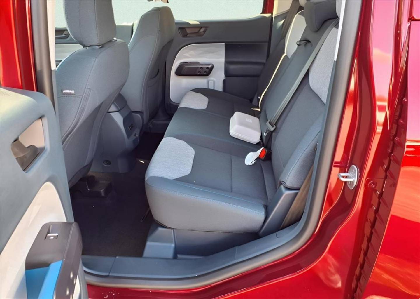 2025 Ford Maverick XLT - Photo 23
