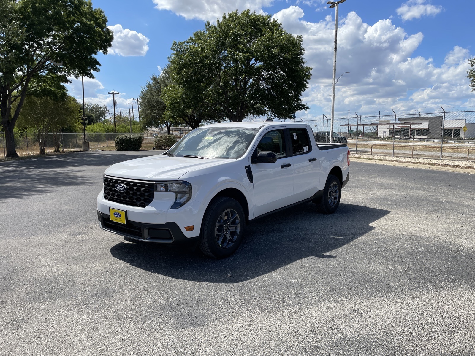 2025 Ford Maverick XLT's photo