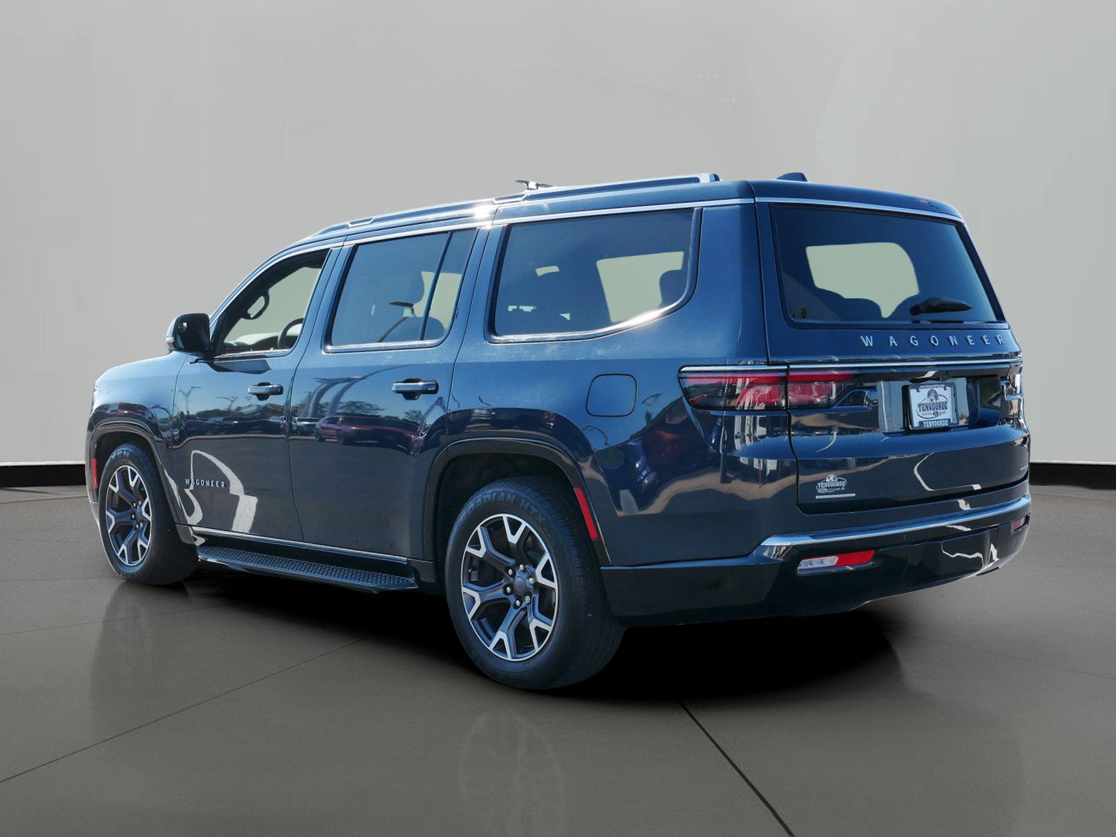 Used 2023 Jeep Wagoneer Series III with VIN 1C4SJVDP1PS510270 for sale in St. Cloud, Minnesota