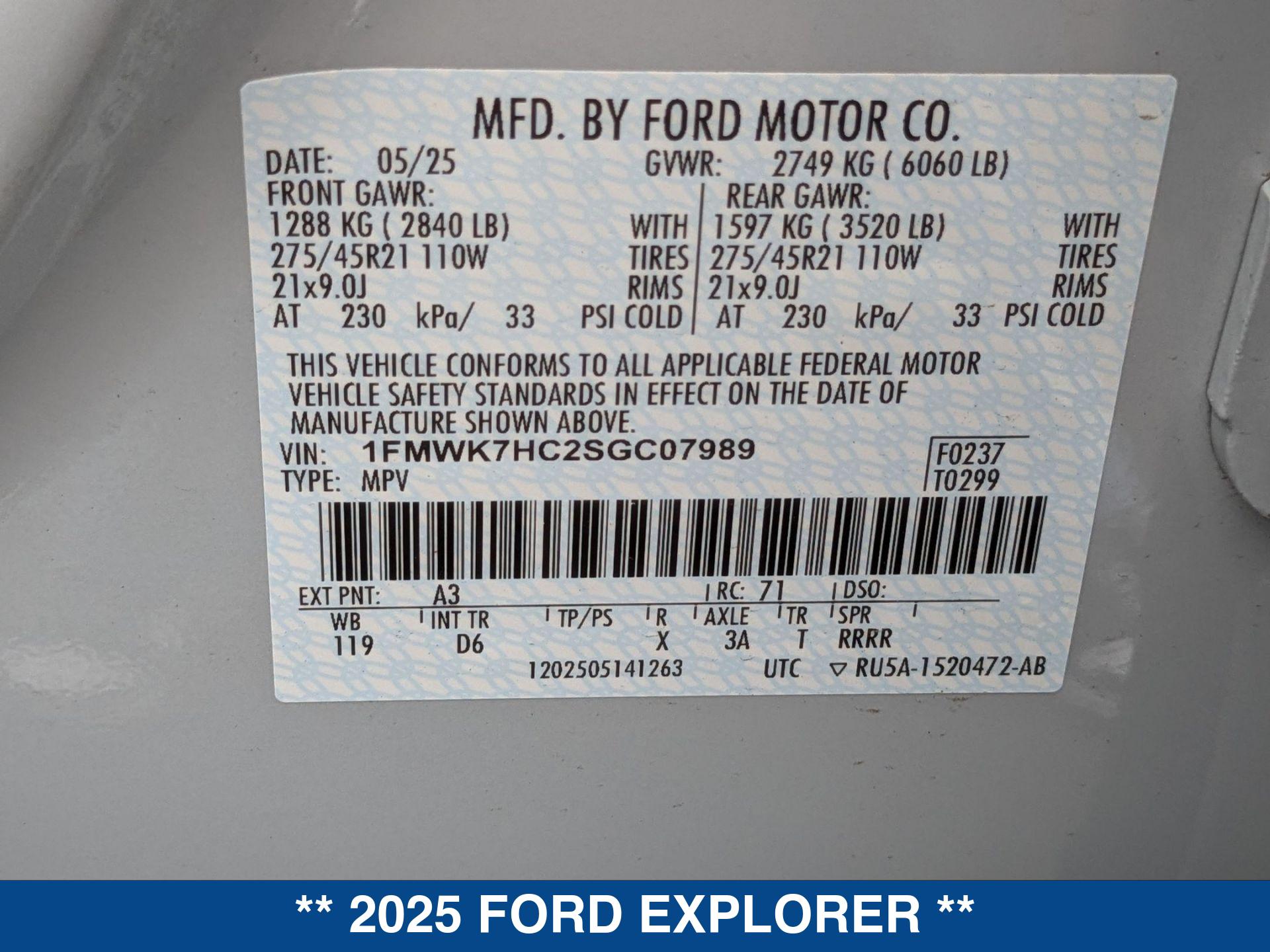 2025 Ford Explorer Platinum photo 26