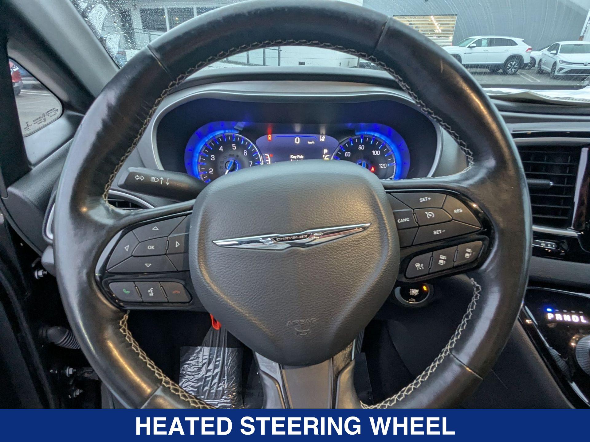 2020 Chrysler Pacifica Touring L photo 15