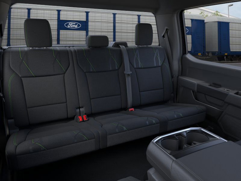 2025 Ford F-150 STX photo 4