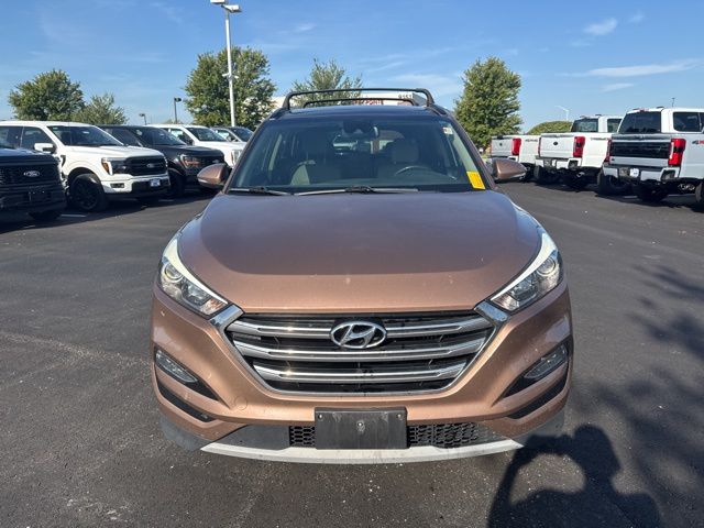 2017 Hyundai Tucson Limited photo 2