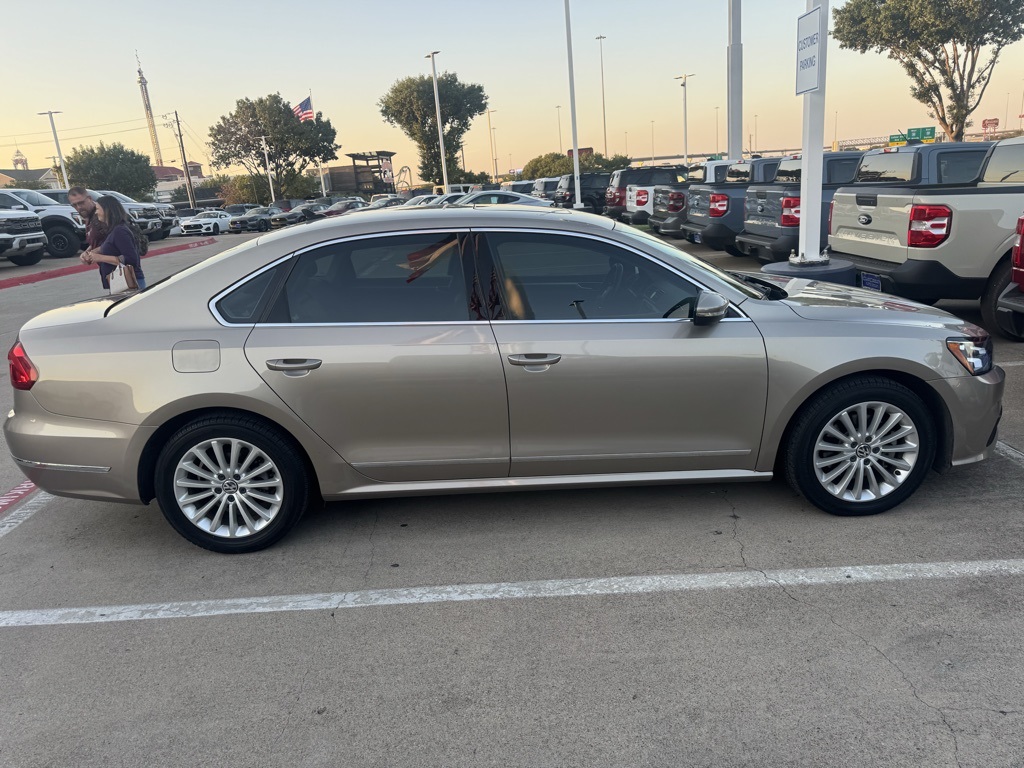 1VWBS7A35GC018343