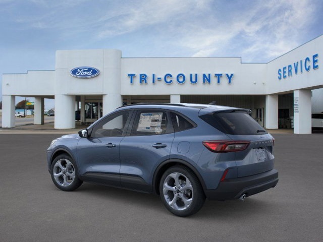 2026 Ford Escape ST-Line photo 4