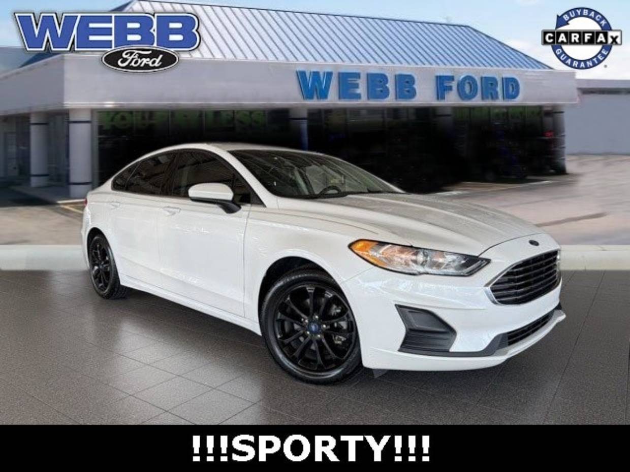 2020 Ford Fusion SE