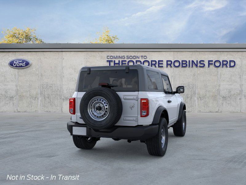 2025 Ford Bronco Base photo 8
