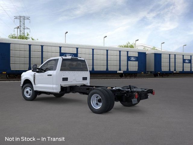 2026 Ford F-350 XL photo 2
